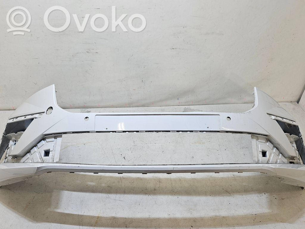 Skoda Scala Parachoques delantero 