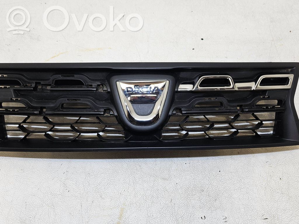 Dacia Duster Etusäleikkö 