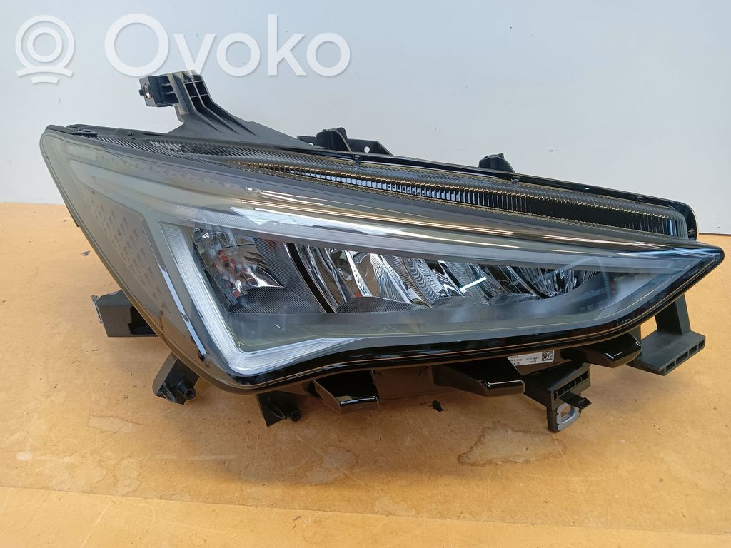 Priekinis žibintas   10F941008H