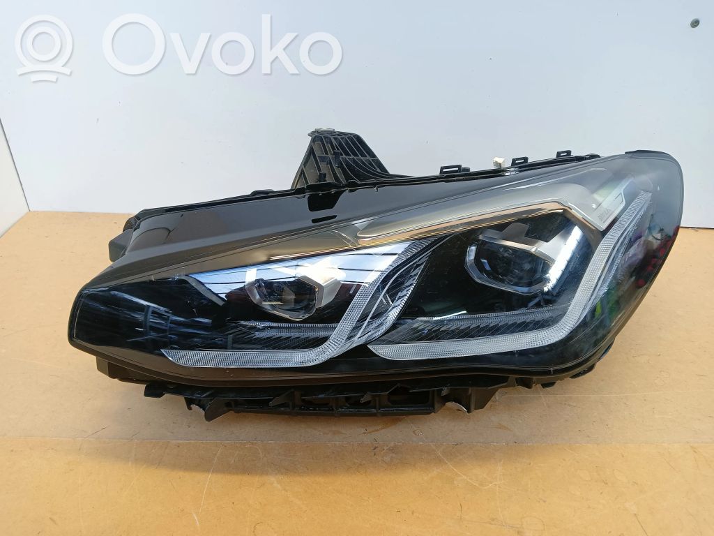BMW 2 Active Tourer U06 Scheinwerfer 