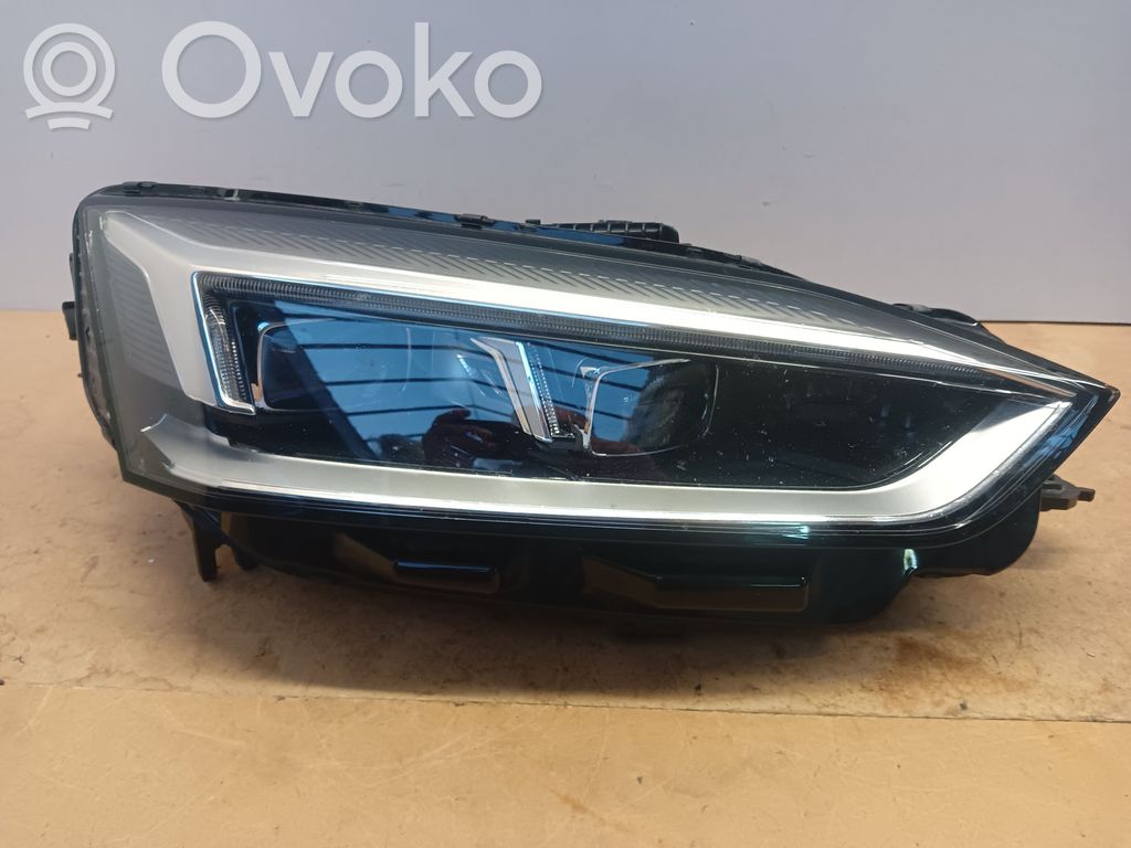 Headlight/headlamp   8W6941036E
