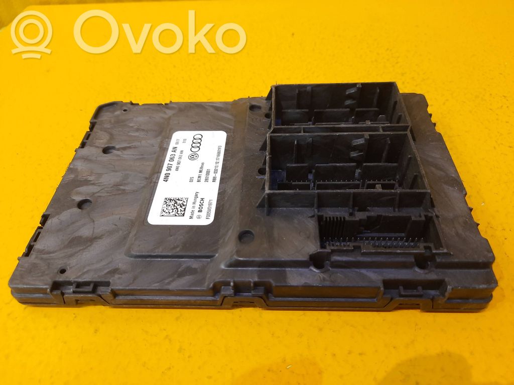 Audi A8 S8 D5 Module de contrôle carrosserie centrale 