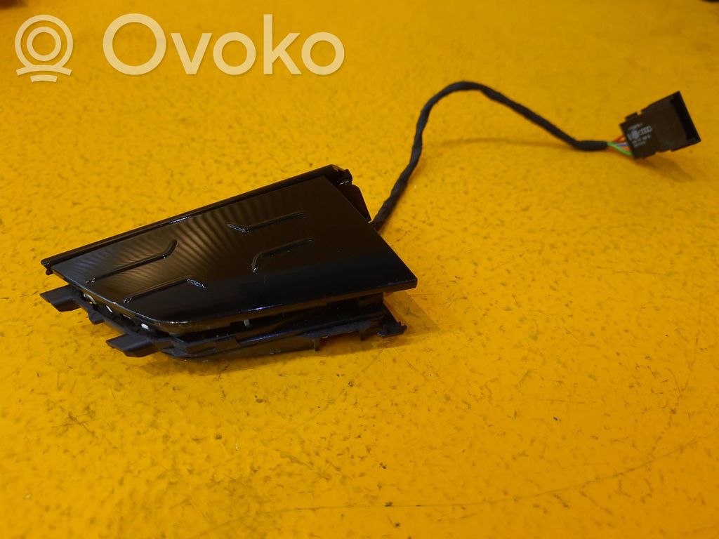 Audi Q4 Sportback e-tron Multifunctional control switch/knob 