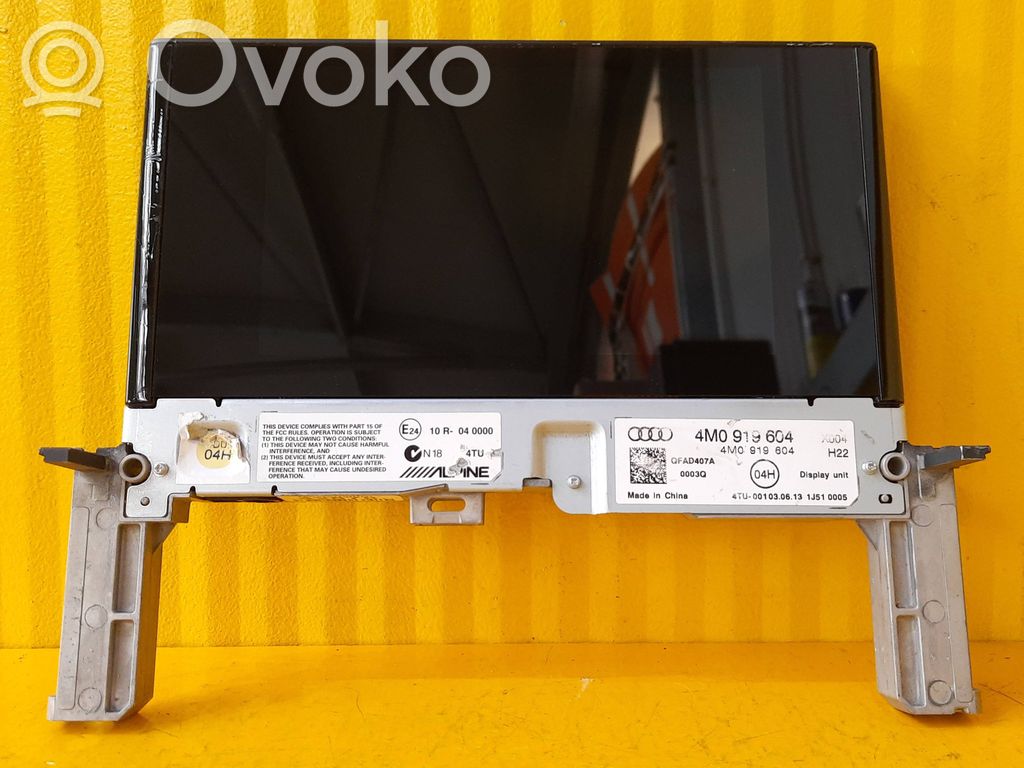 Audi Q7 4M Screen/display/small screen 