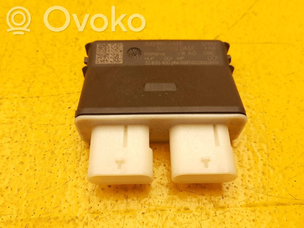 Volkswagen PASSAT B8 Tailgate/trunk control unit/module 