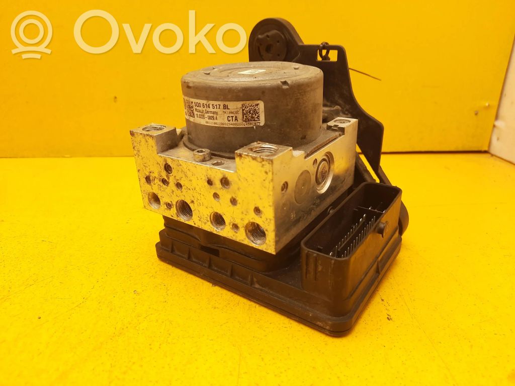 Volkswagen Golf VII ABS bloks 