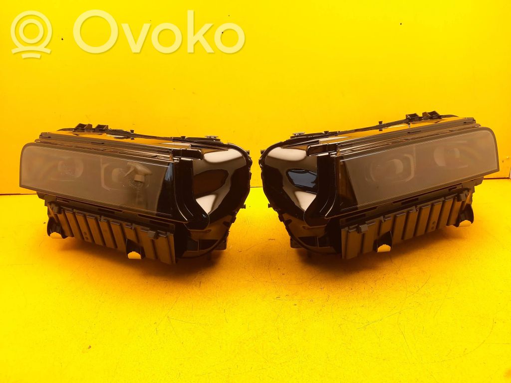 BMW XM Phare frontale 