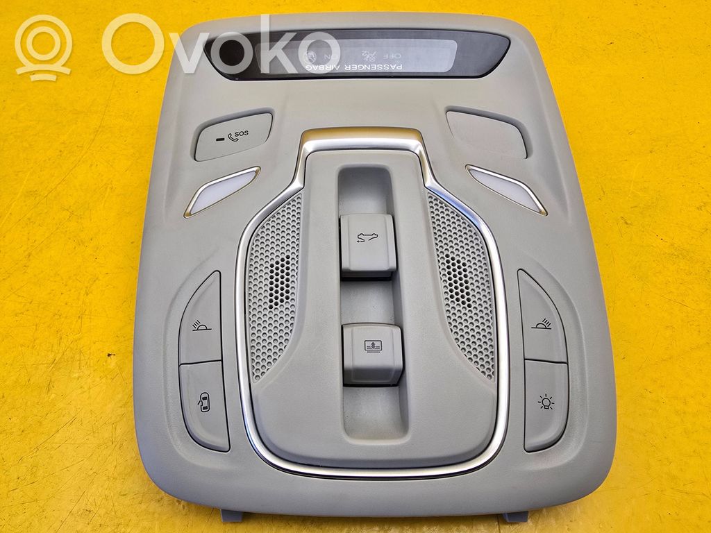 MG ZS Front seat light 