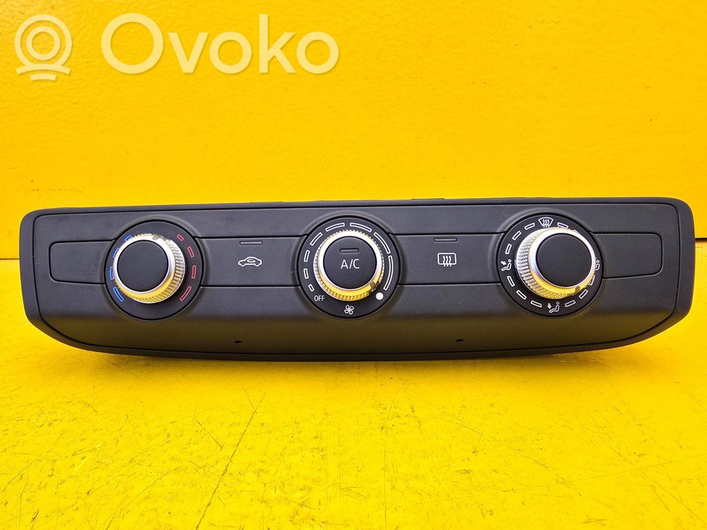 Audi A1 Climate control unit 