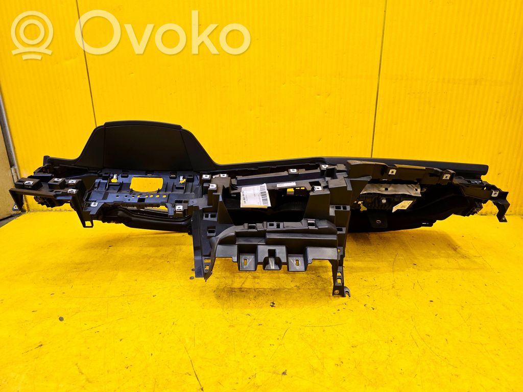 Dashboard   4KL857001D