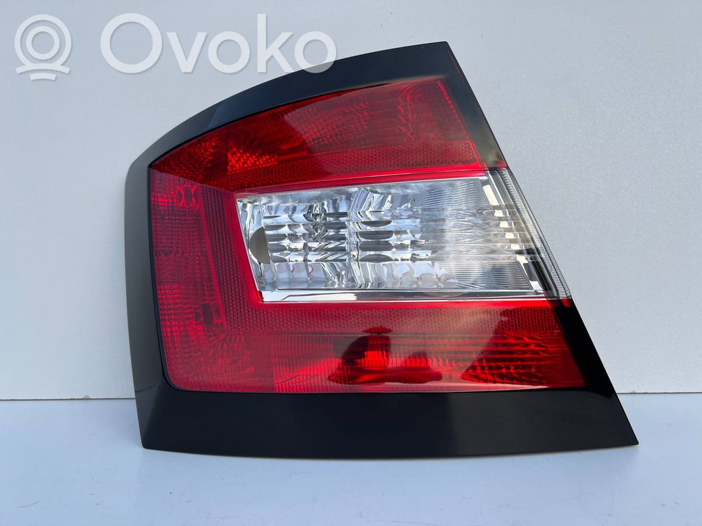 Skoda Fabia Mk3 (NJ) Rear/tail lights 