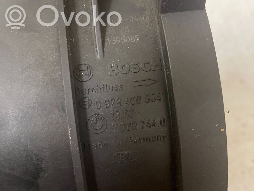 BMW 1 E81 E87 Mass air flow meter 