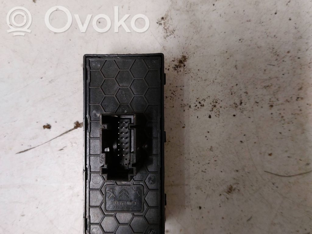 Electric window control switch   98148907ZD,30171038