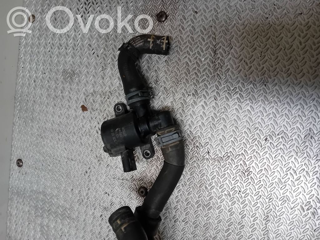 Volkswagen Polo VI Bomba auxiliar eléctrica de agua/refrigerador 