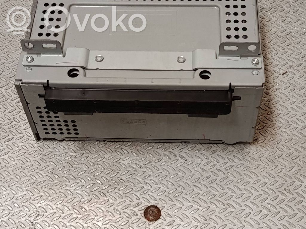 Ford Focus Radio / CD-Player / DVD-Player / Navigation 