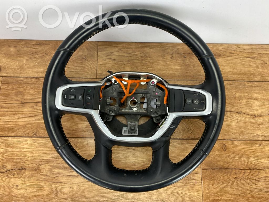 Volante   5YK252X7AF