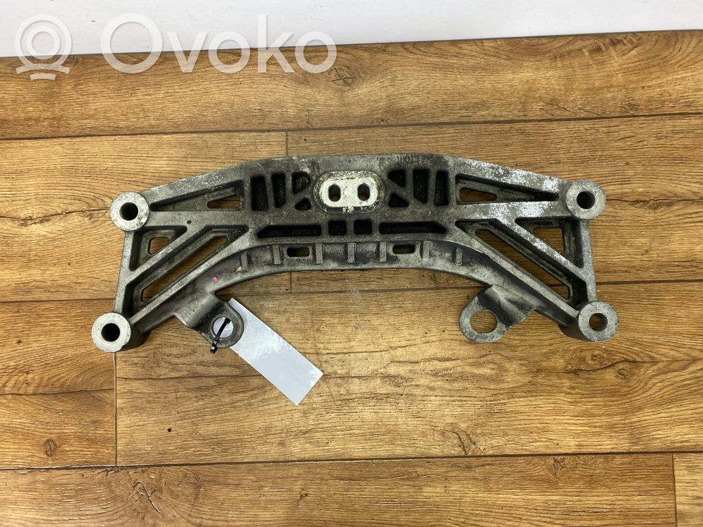 Dodge Charger Gearbox mounting bracket 