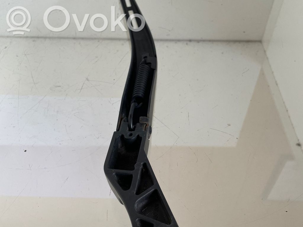 Audi A6 S6 C5 4B Wischerarm vorne 
