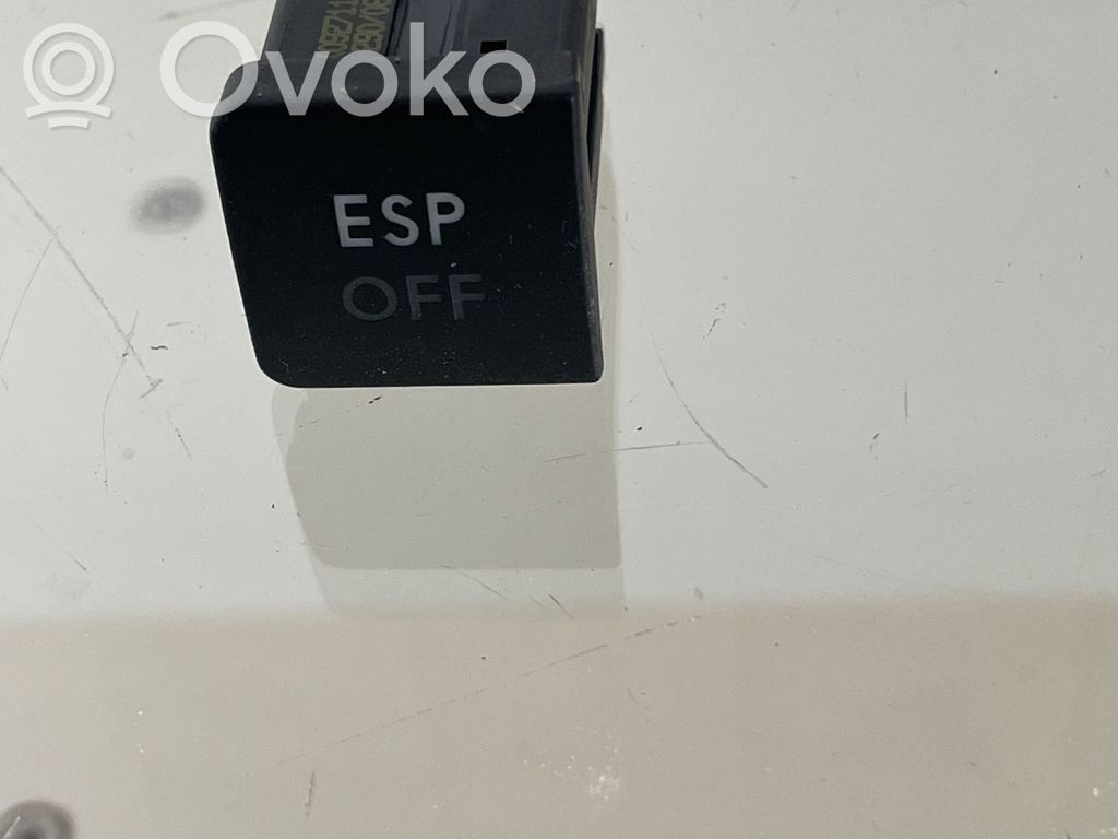 Volkswagen Golf V ESP (stability program) switch 