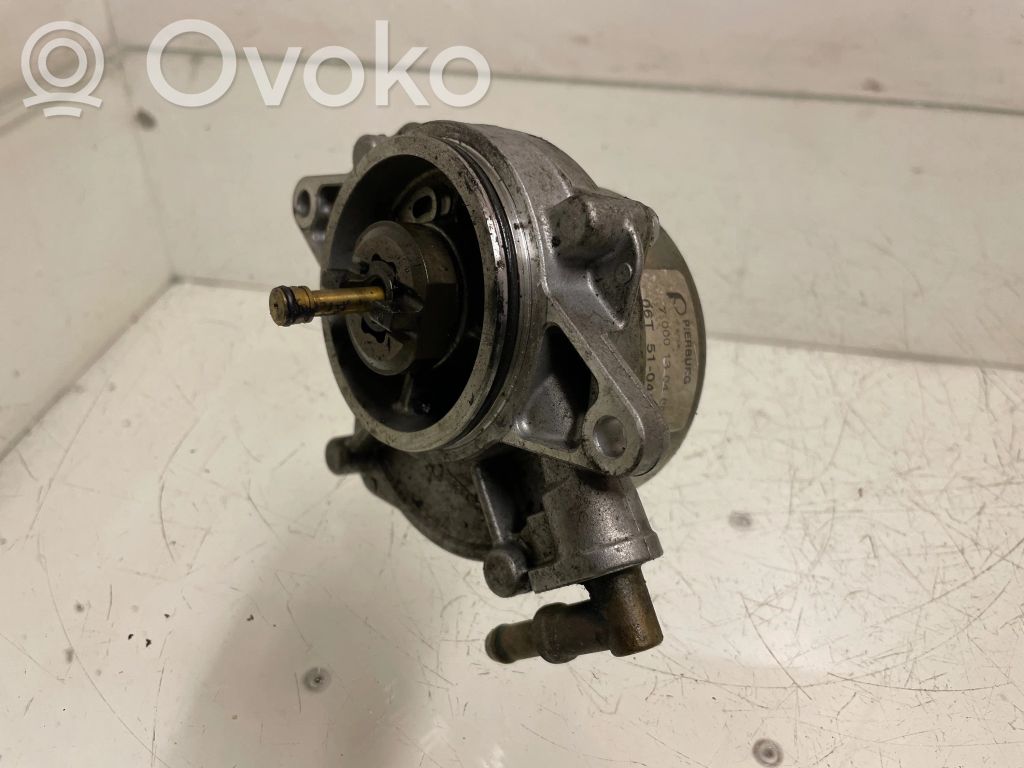 Audi A4 S4 B7 8E 8H Pompe à vide 