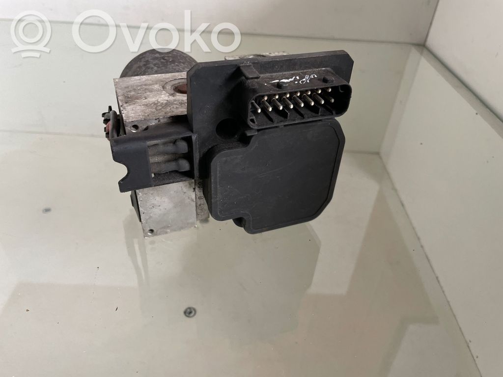 Volkswagen PASSAT B5.5 ABS bloks 