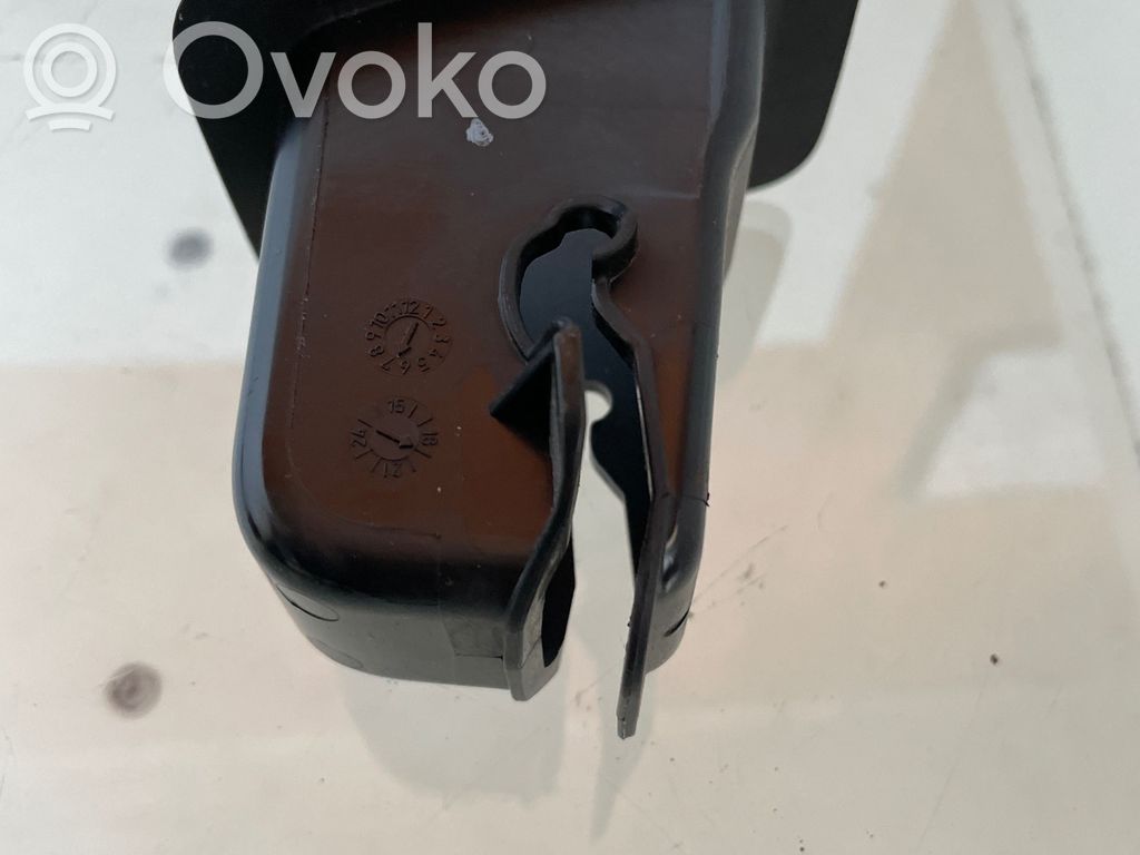 Cubierta ISOFIX   81A887233A,701066604661