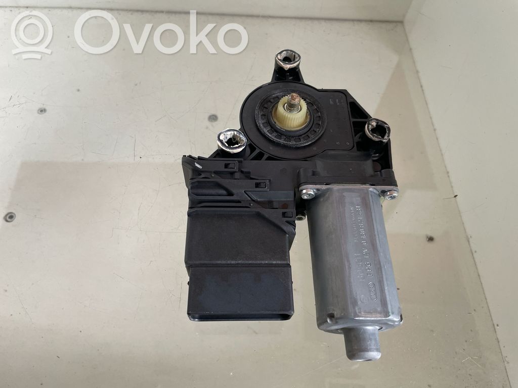 Volkswagen Golf Plus Silniczek podnoszenia szyby drzwi tylnych 