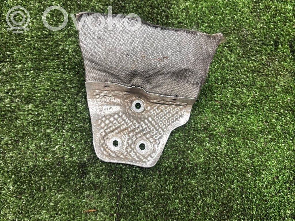 Audi Q7 4M Holder (bracket) 