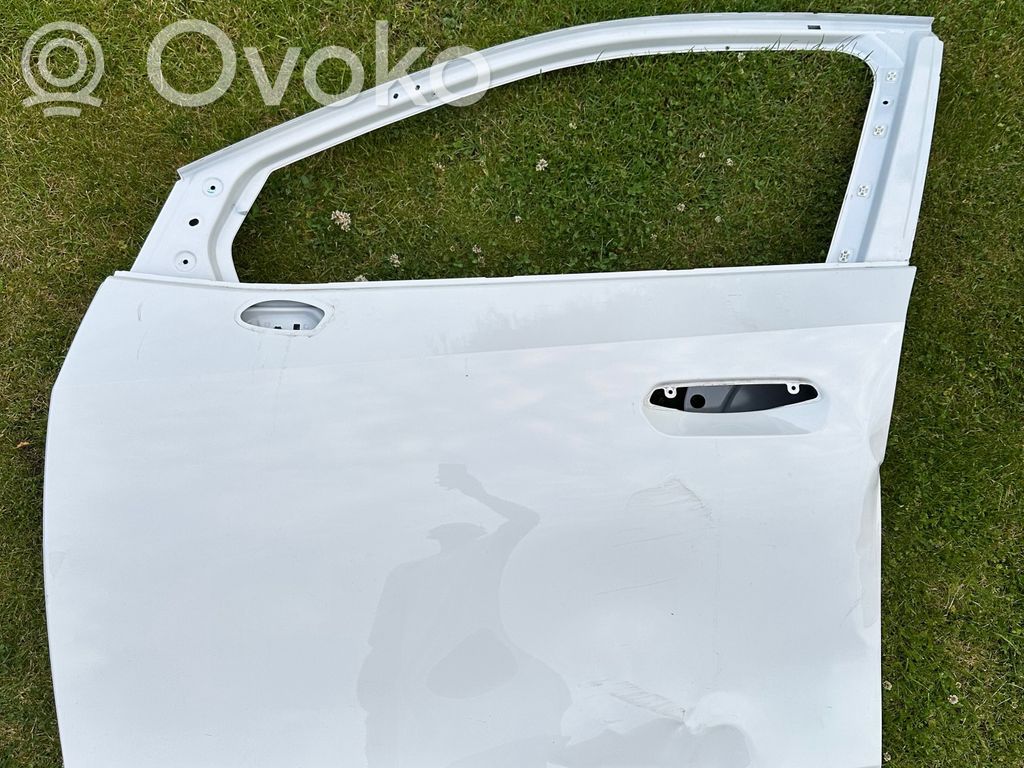 BMW 2 Active Tourer U06 Etuovi 
