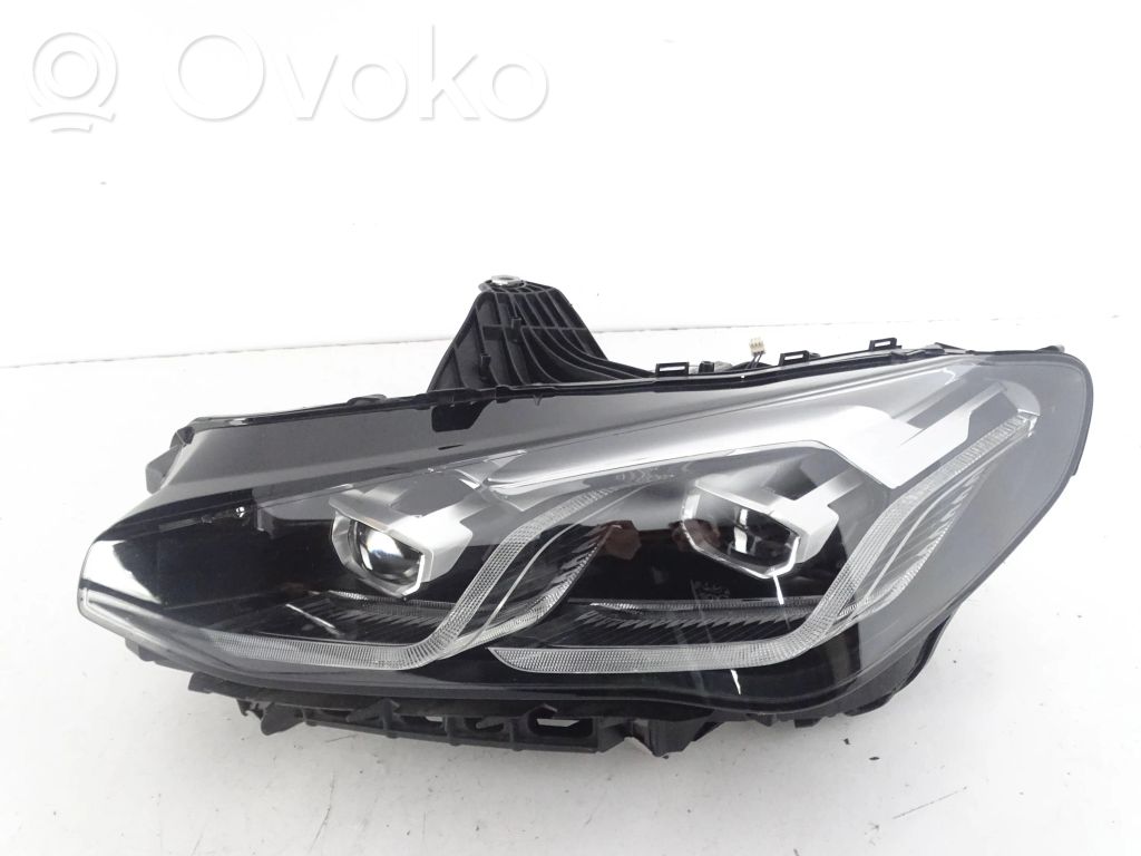 BMW 2 Active Tourer U06 Scheinwerfer 