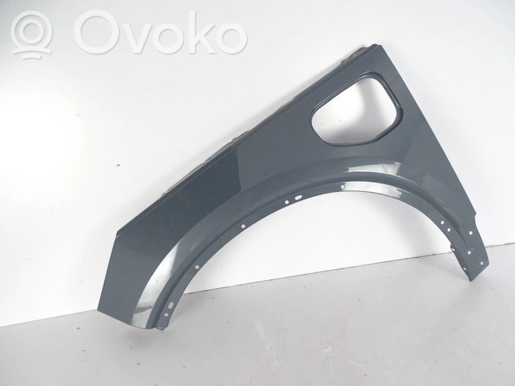 Volvo XC40 Halterung Kotflügel 