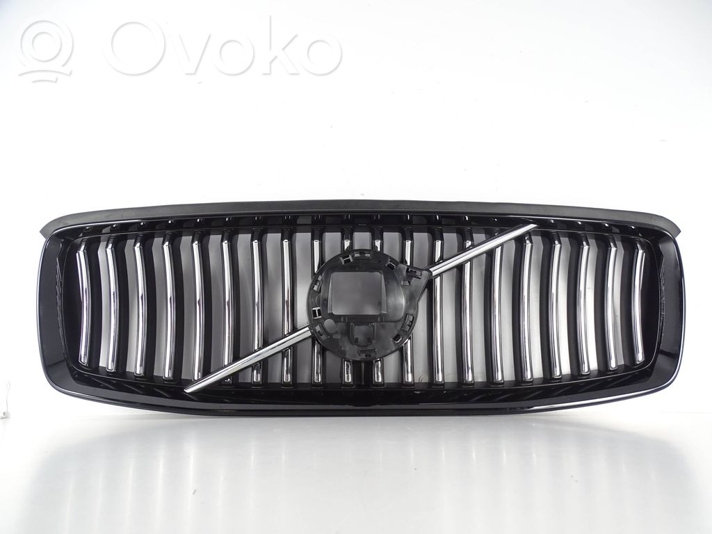 Volvo XC90 Etusäleikkö 