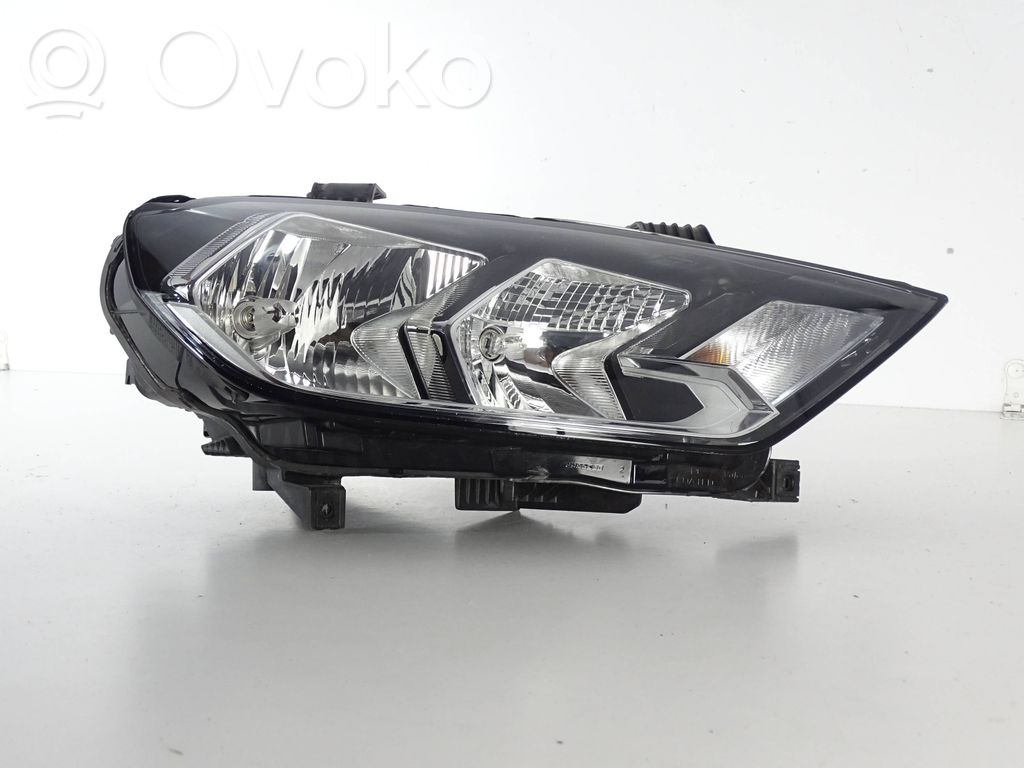 Audi A1 Headlight/headlamp 