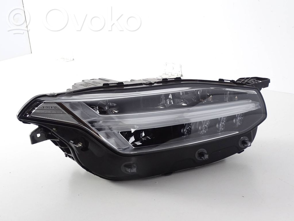 Volvo XC90 Scheinwerfer 