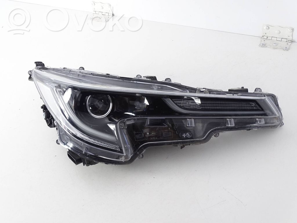 Toyota Corolla E210 E21 Scheinwerfer 