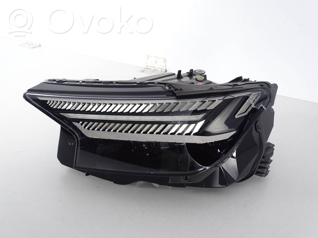 Audi Q4 e-tron Headlight/headlamp 