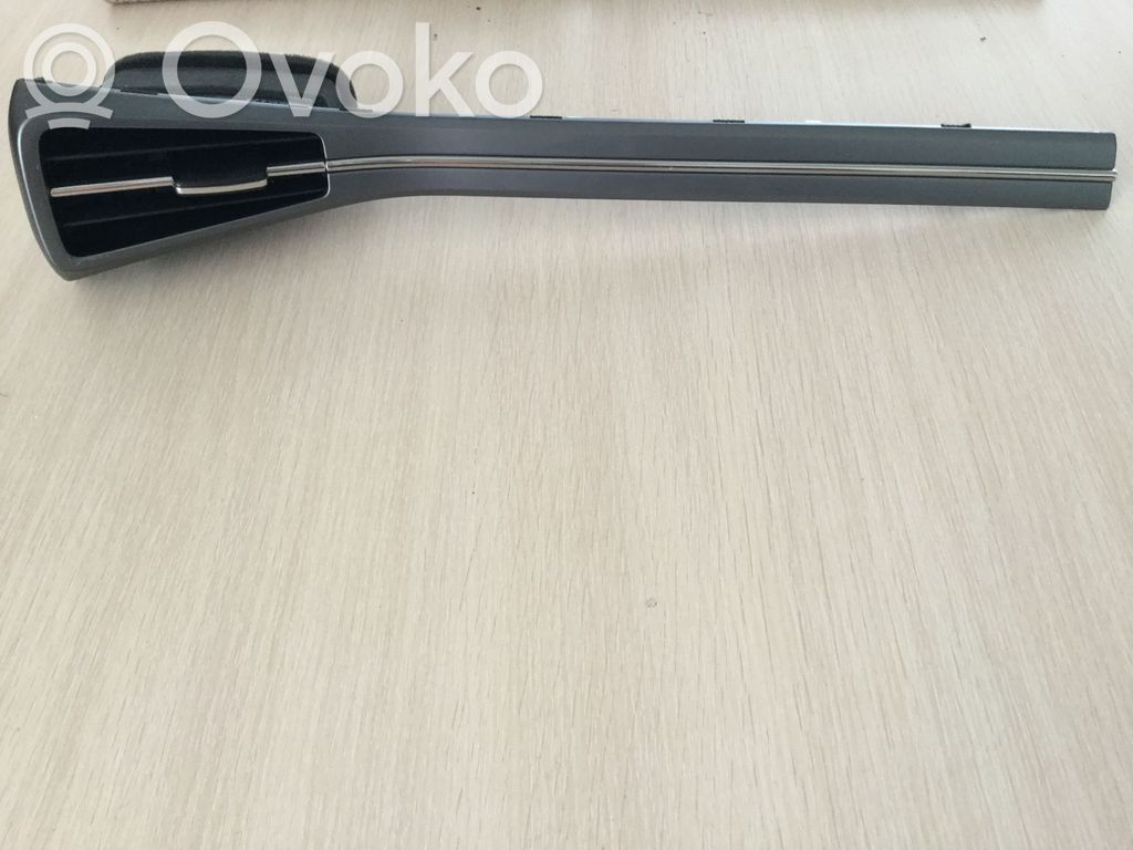 Hyundai Ioniq Boczna kratka nawiewu deski rozdzielczej 
