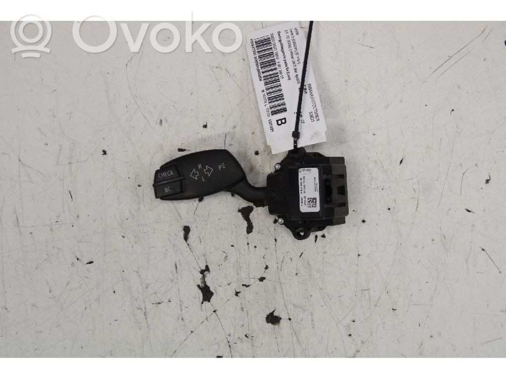 Light switch   695134903