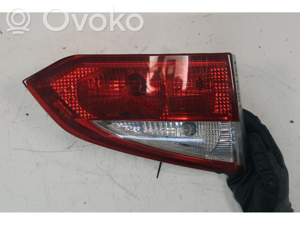 Ford Focus Tailgate rear/tail lights 
