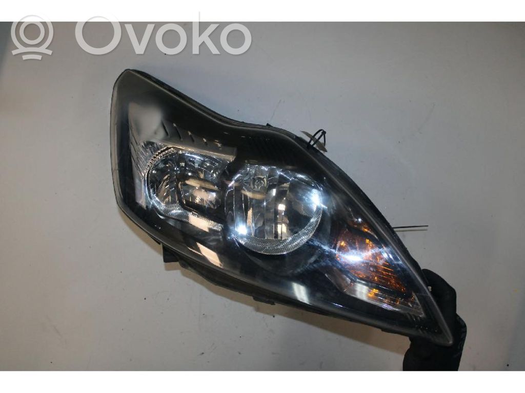 Ford Focus Headlight/headlamp 
