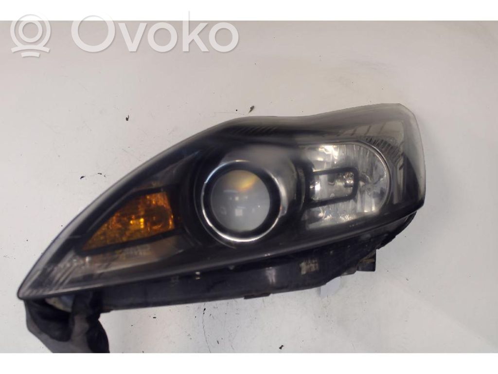 Headlight/headlamp   8M5113D153CE,8M5113D153CD