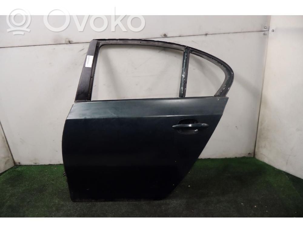 Aizmugurējās durvis   41527202341