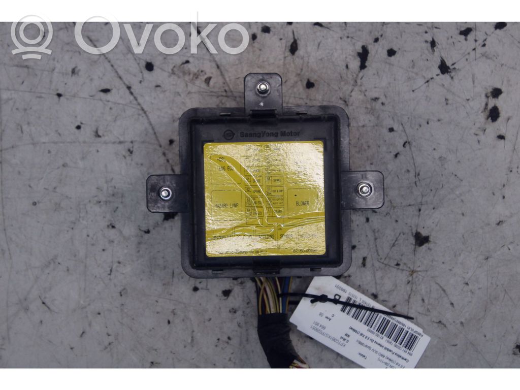 Módulo de fusible   8216009660