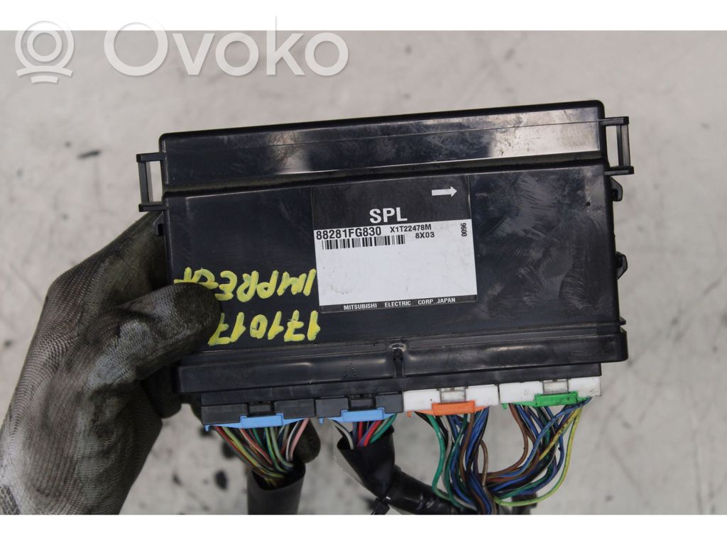 Subaru Impreza III Boîtier de commande ASC / interrupteurs 