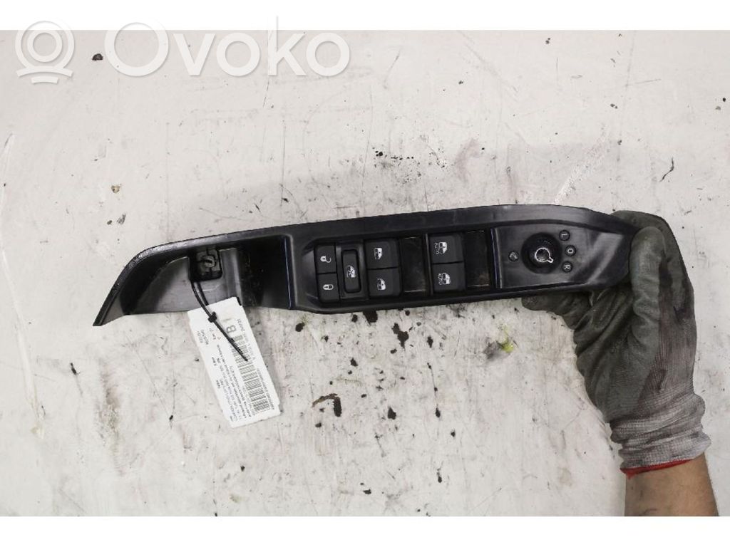 Jeep Compass Electric window control switch 