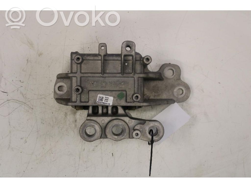 Jeep Renegade Engine mount bracket 