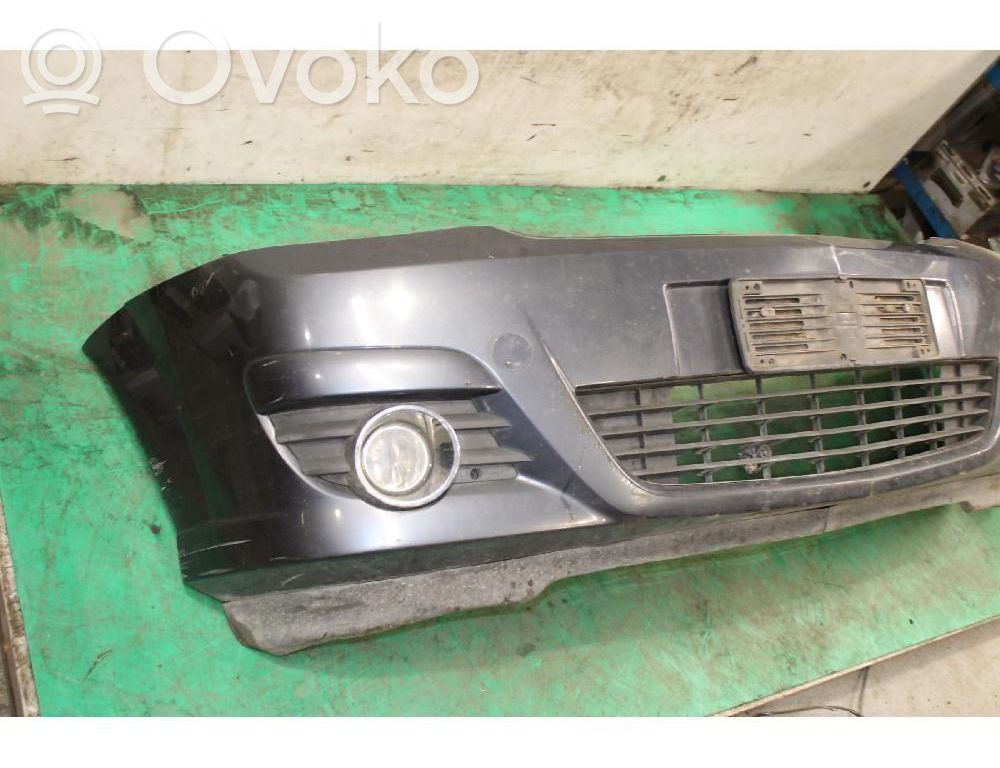 Opel Meriva A Parachoques delantero 