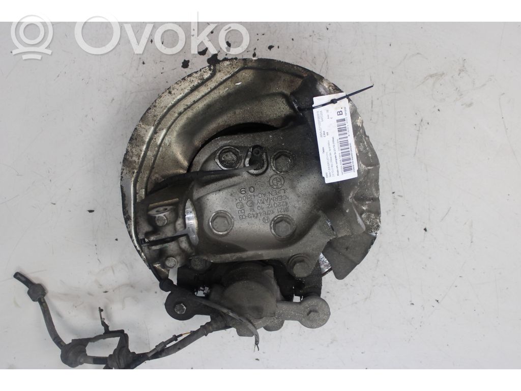 BMW 1 E81 E87 Moyeu de roue avant 