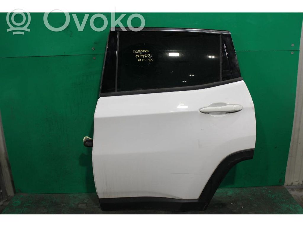 Jeep Compass Aizmugurējās durvis 