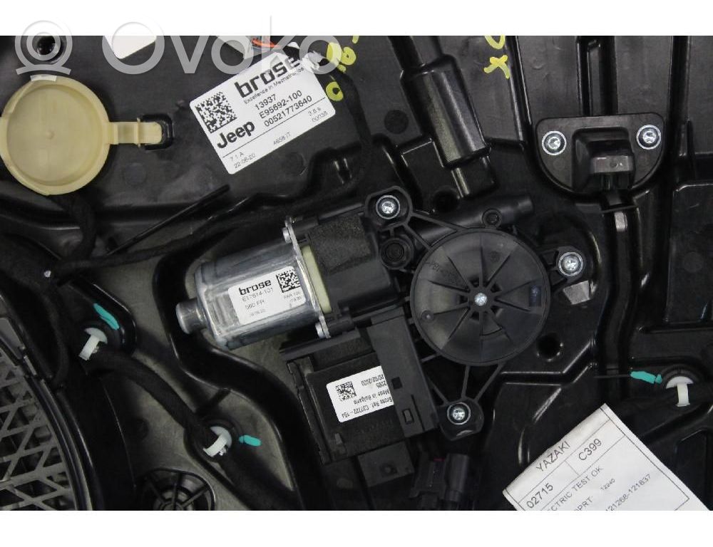 Jeep Compass Regulador de puerta delantera con motor